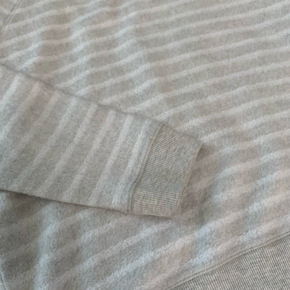 Lucky Brand White Gray Stripes Top Size Large - Picture 14 of 16